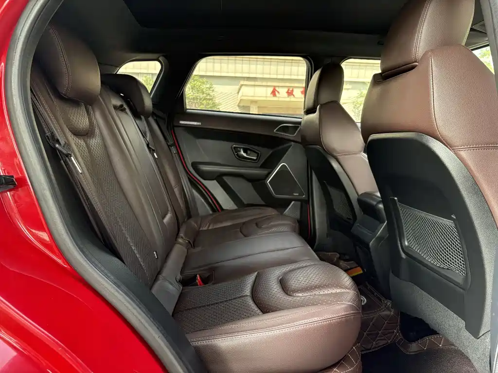 Landwind X7 2015 2.0T Panoramic Premium Edition купить на сайте DeffCars