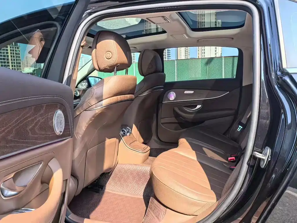 Mercedes-Benz E-Class 2023 E 300 L Sporty and Fashionable купить на сайте DeffCars