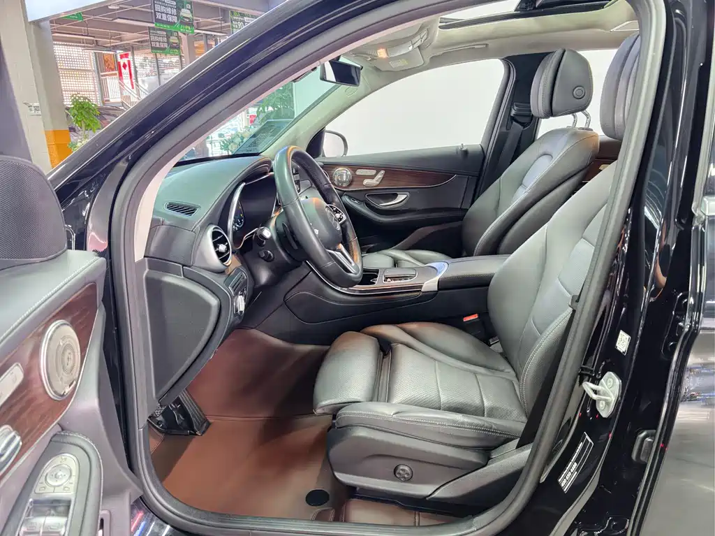 Mercedes-Benz GLC 2021 GLC 260 L 4MATIC luxury model купить на сайте DeffCars
