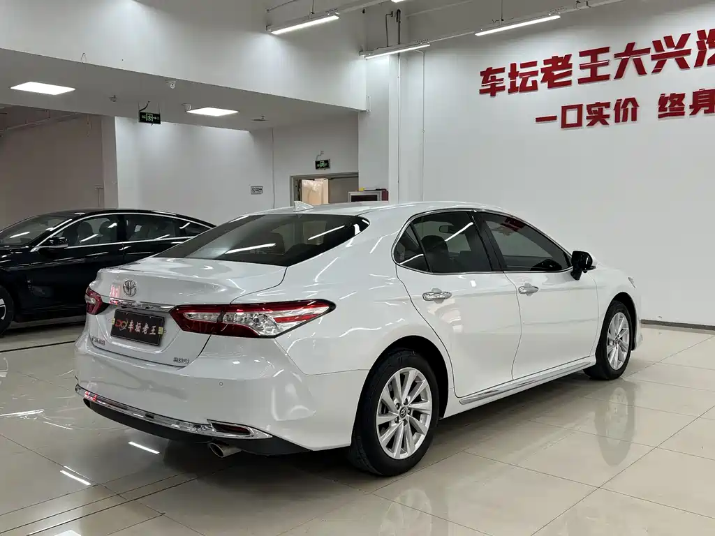 Camry 2023 2.0G Deluxe Edition купить на сайте DeffCars