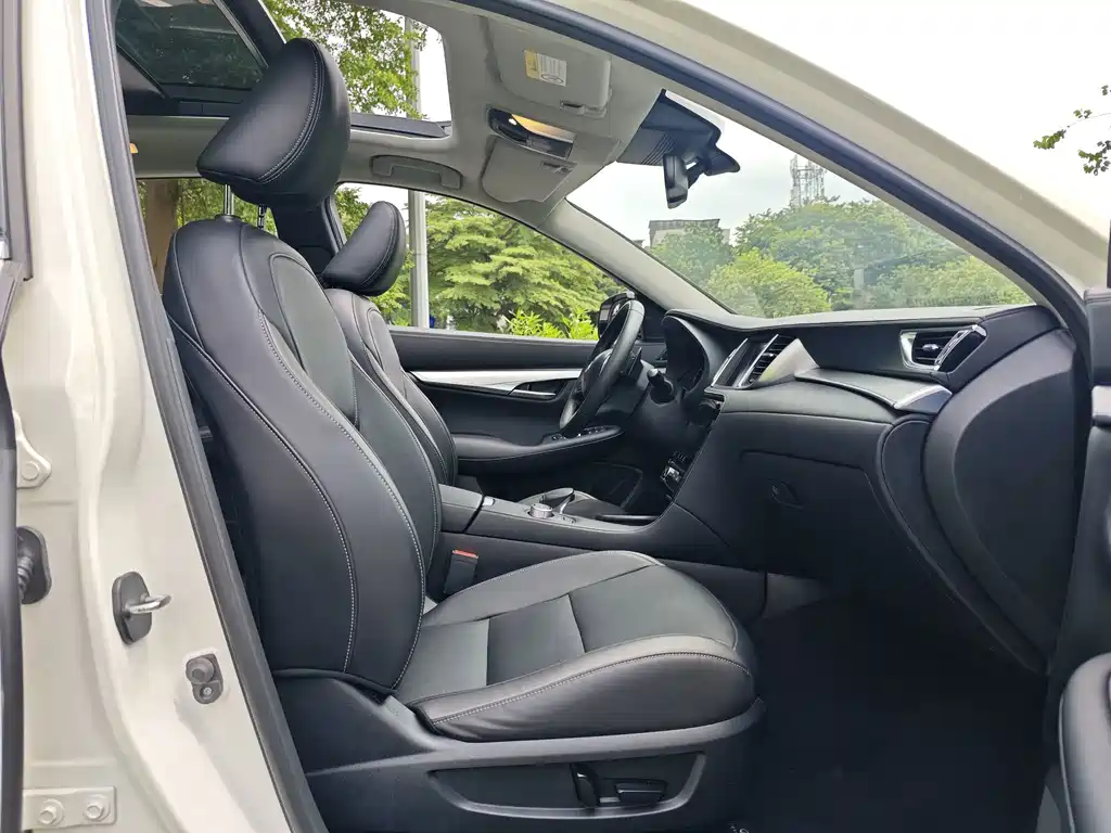 Infiniti QX50 2024 2.0T four-wheel drive luxury version купить на сайте DeffCars