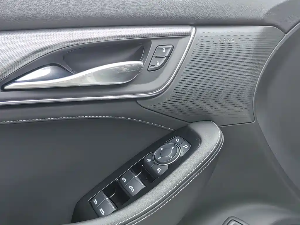 Cadillac CT5 2024 28T Luxury Pro купить на сайте DeffCars