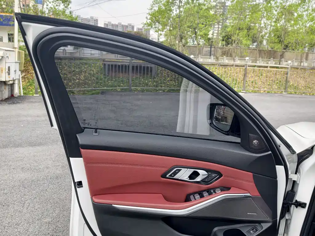 BMW 3 Series 2023 325Li M Sports Night Package купить на сайте DeffCars