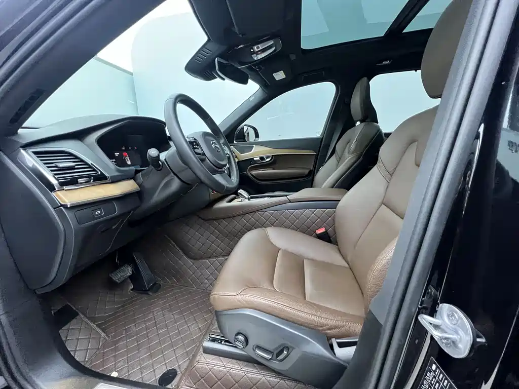 Volvo XC90 2024 B6 Zhiyi Luxury Edition 7 seats купить на сайте DeffCars