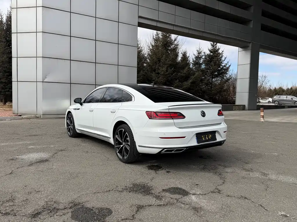 FAW-Volkswagen CC 2023 380TSI eye-catching version купить на сайте DeffCars