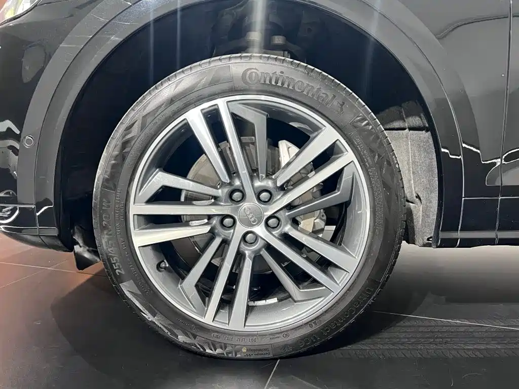 Audi Q5L 2020 45 TFSI exclusive fashion model купить на сайте DeffCars