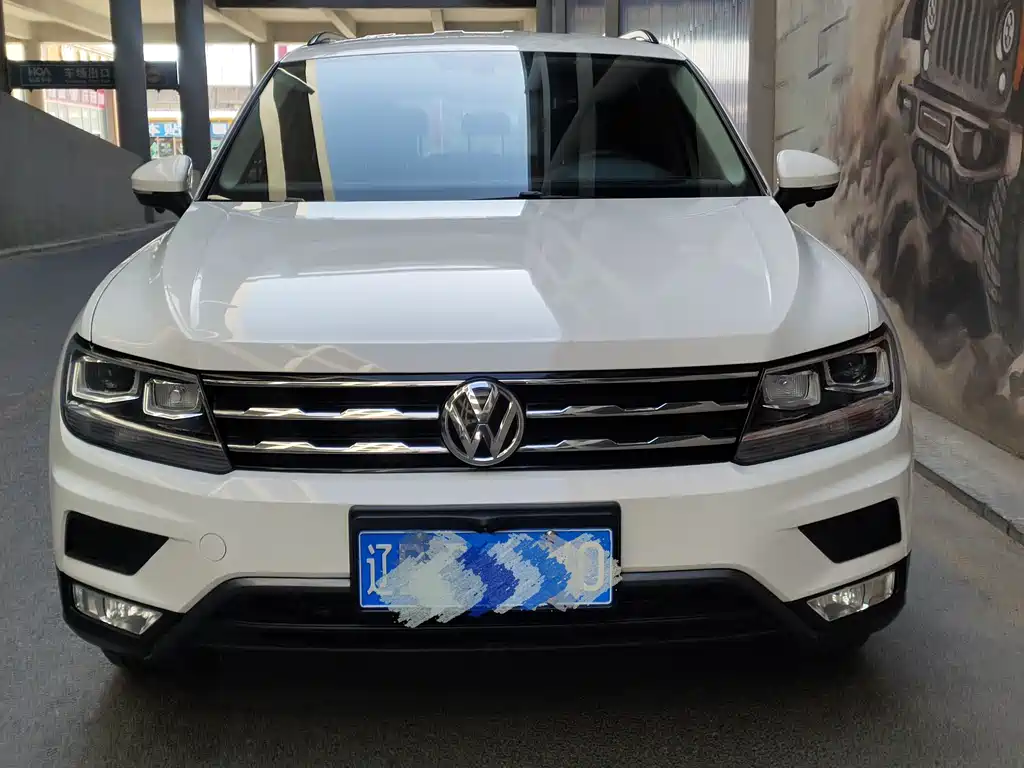 Tiguan L 2017 330TSI automatic two-wheel drive fashion version купить на сайте DeffCars