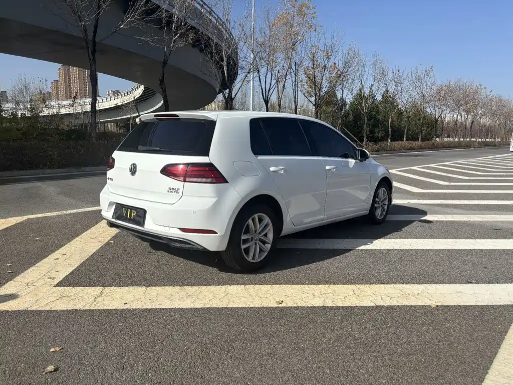 Golf 2018 230TSI automatic comfort type купить на сайте DeffCars