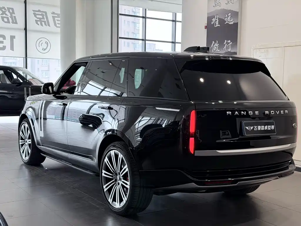 Range Rover 2024 3.0 L6 400PS Genesis Extended Edition купить на сайте DeffCars