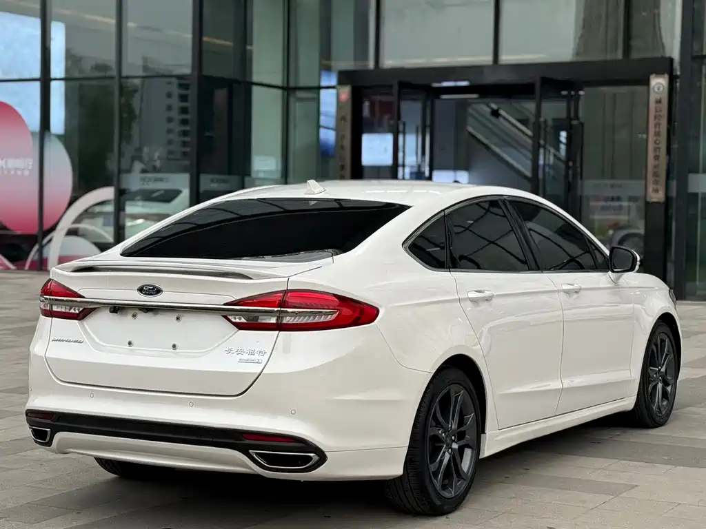 Mondeo 2018 EcoBoost 200 Cognac Special Edition купить на сайте DeffCars