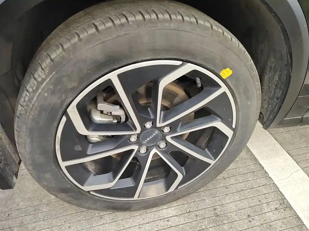 Lynk & Co 01 2023 1.5TD EM-F PM купить на сайте DeffCars