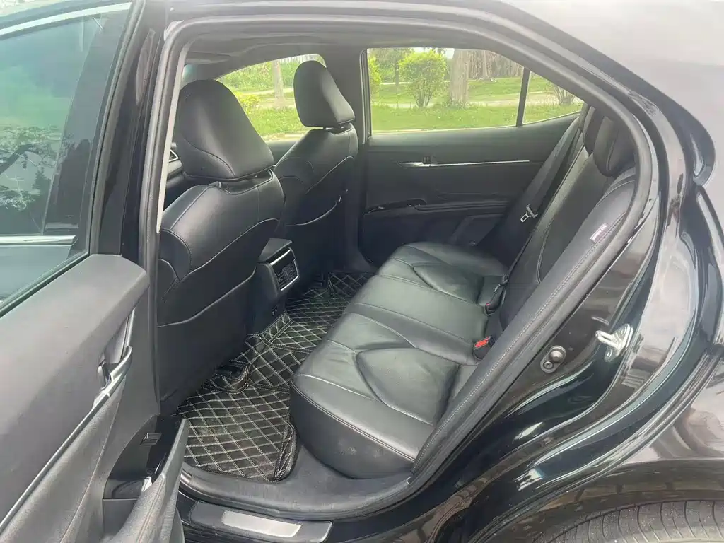 Camry 2021 2.0G Deluxe Edition купить на сайте DeffCars