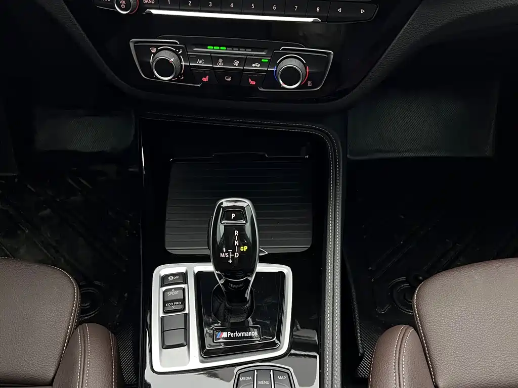 BMW 1 Series 2021 120i M Sports Night Edition купить на сайте DeffCars