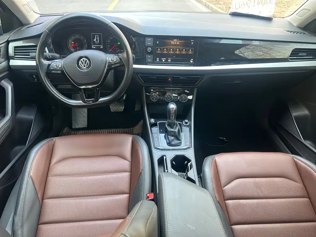 Lavida 2019 280TSI DSG Deluxe Edition National VI купить на сайте DeffCars