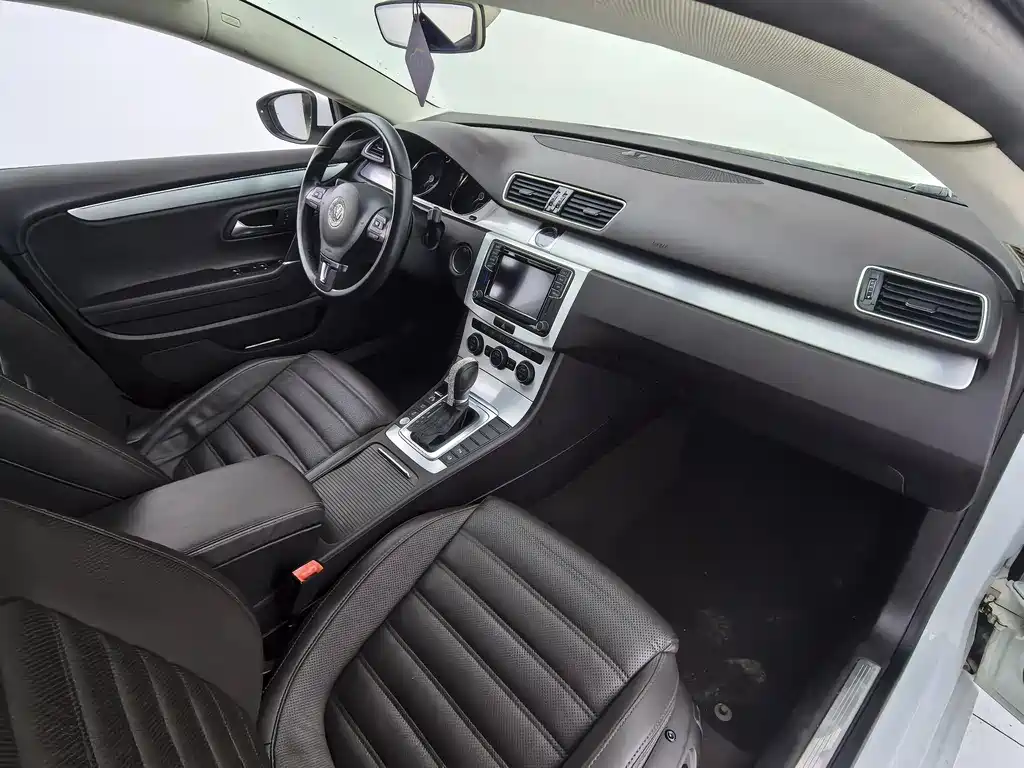 FAW-Volkswagen CC 2018 1.8TSI luxury model купить на сайте DeffCars
