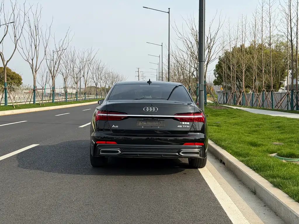 Audi A6L 2022 45 TFSI Premium Dynamic Model купить на сайте DeffCars