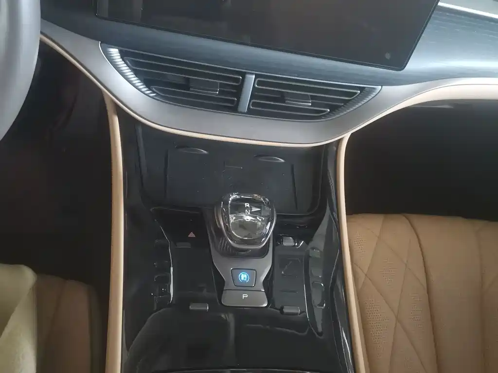 Denza D9 2022 DM-i 970 four-wheel drive flagship model купить на сайте DeffCars