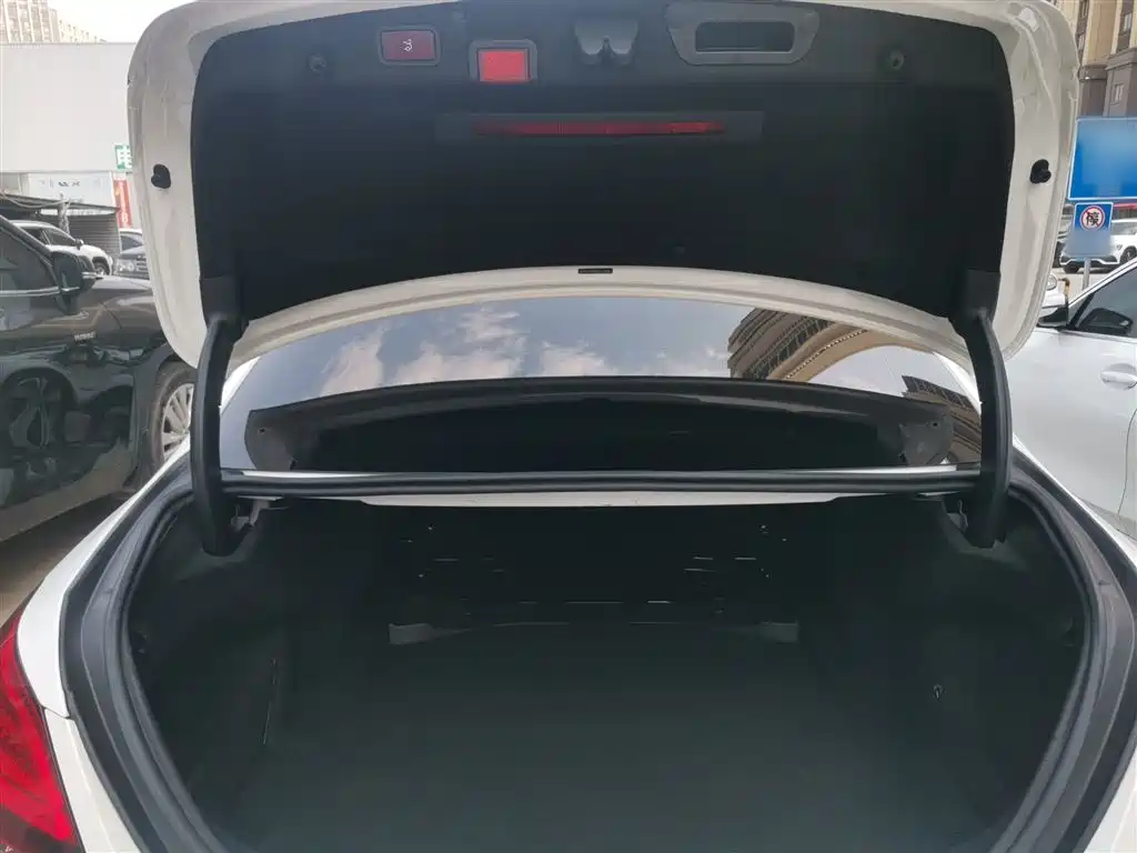 Mercedes-Benz C-Class 2020 facelift C 260 L sports version купить на сайте DeffCars