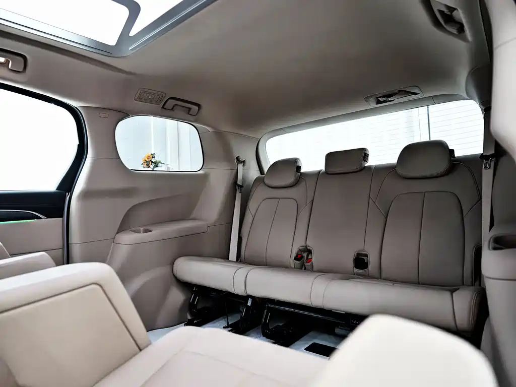 Buick GL8 2025 Land Business Class First Edition купить на сайте DeffCars