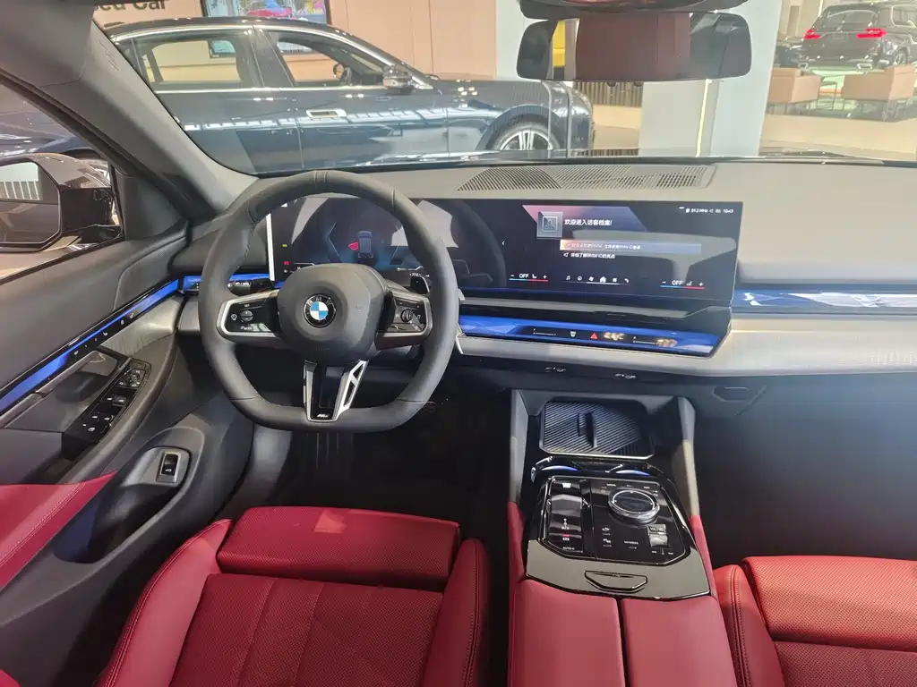 BMW 5 Series 2026 525Li M Sports Package купить на сайте DeffCars