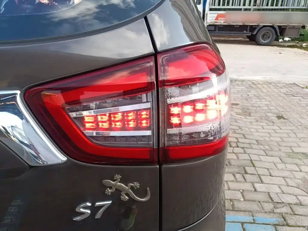 BYD S7 2017 1.5T manual premium model купить на сайте DeffCars