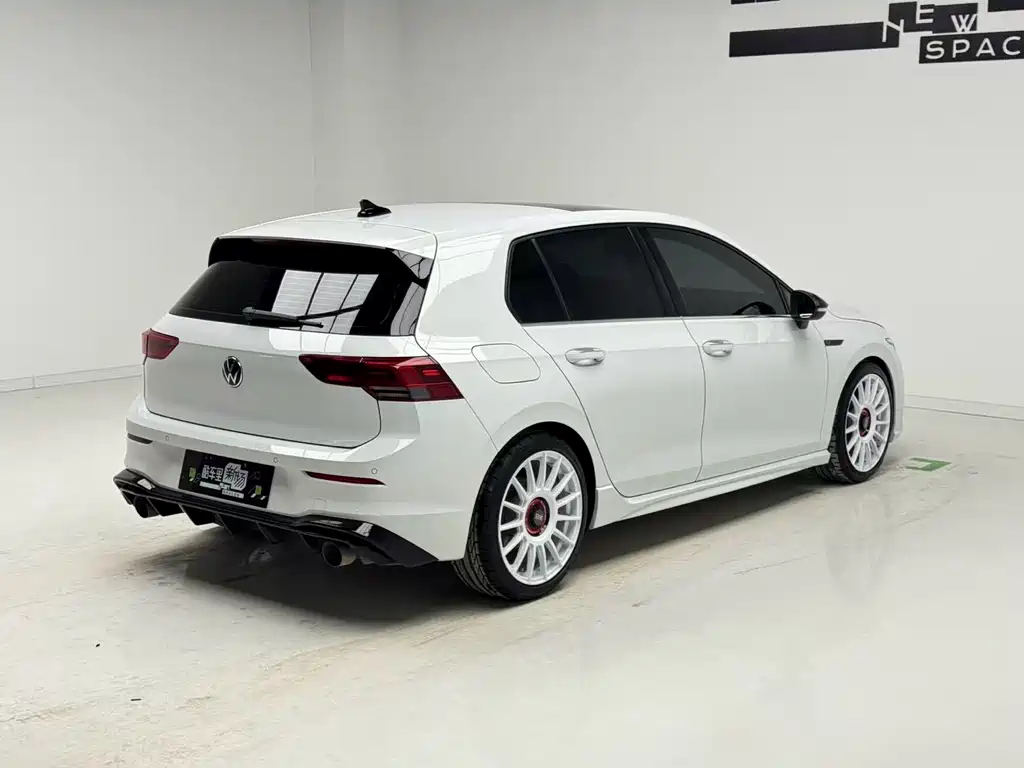 Golf 2023 facelift 280TSI DSG Pro купить на сайте DeffCars