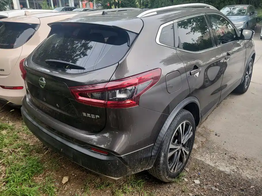 Qashqai 2021 2.0L CVT Deluxe Edition купить на сайте DeffCars