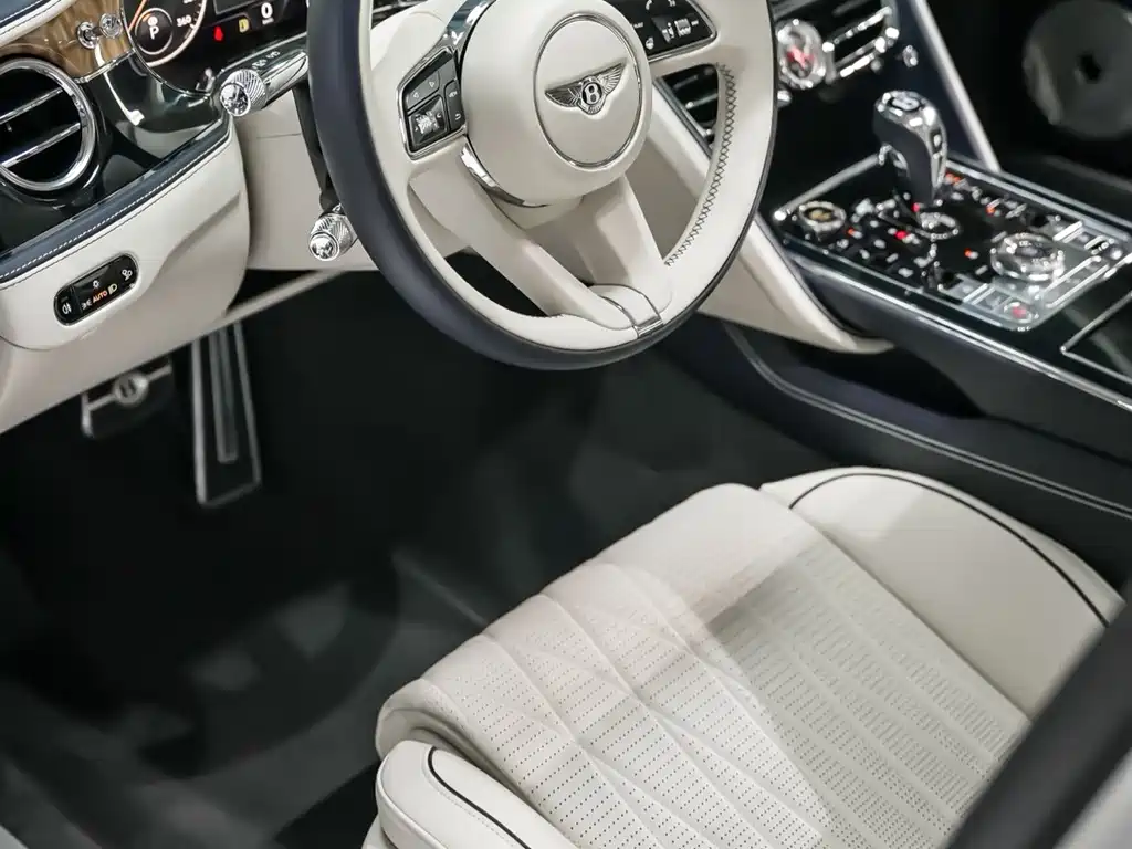 Flying Spur 2022 4.0T V8 Mulliner купить на сайте DeffCars