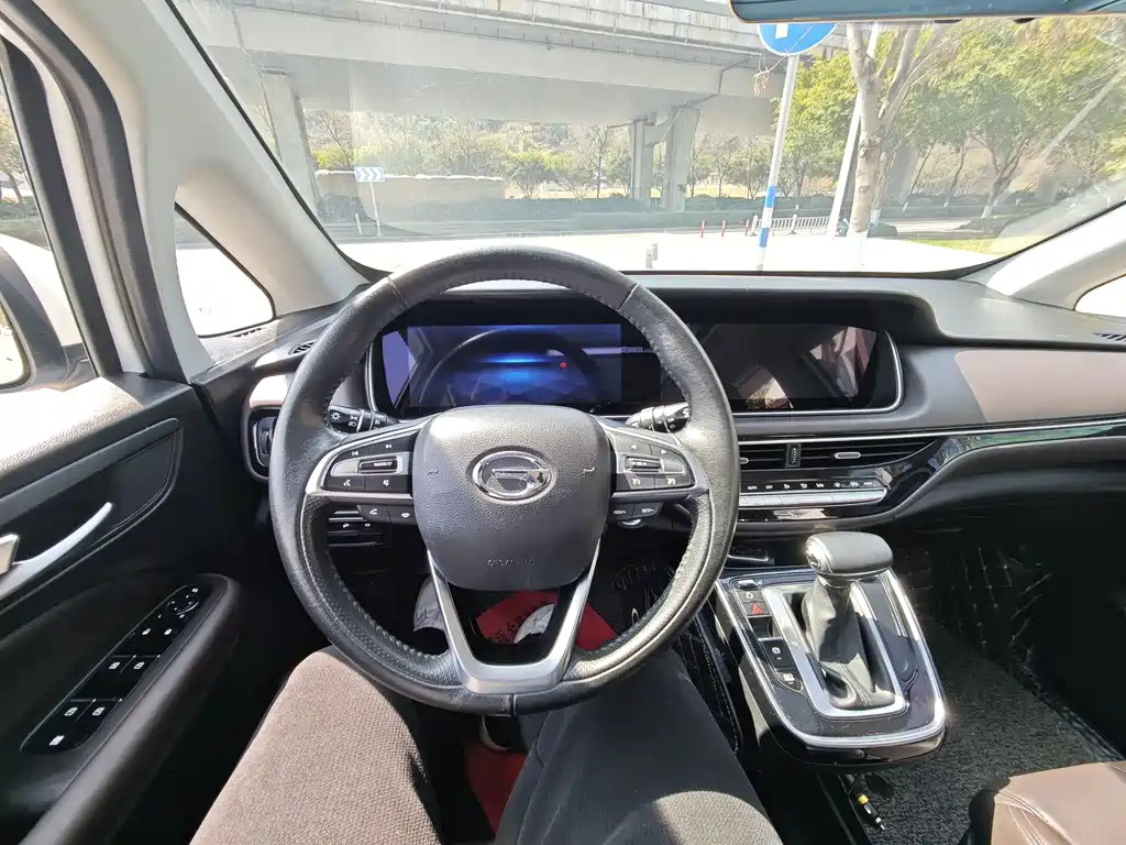 Trumpchi M6 2019 270T Automatic Premium Edition (six seats) National V купить на сайте DeffCars
