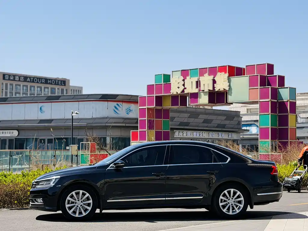 Passat 2017 330TSI DSG Premium Edition купить на сайте DeffCars