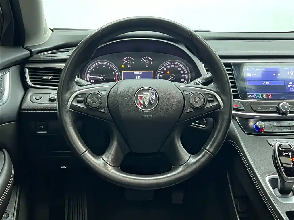LaCrosse 2022 652T luxury model купить на сайте DeffCars