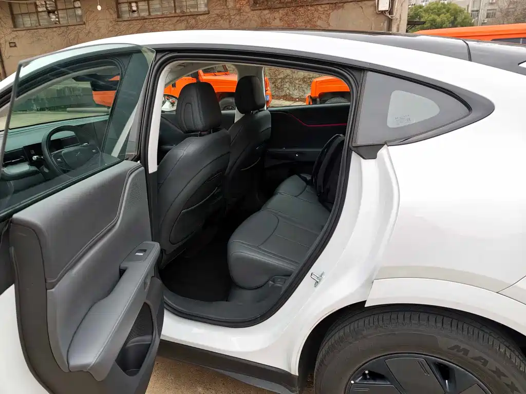 Xpeng G6 2025 model 625 long battery life Max flagship version купить на сайте DeffCars