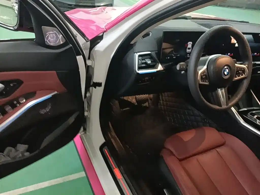 BMW i3 2022 eDrive 35 L купить на сайте DeffCars