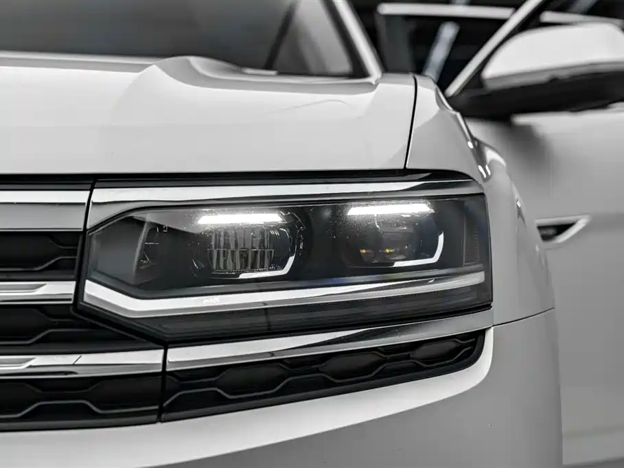 Touron 2019 Touron X 380TSI four-wheel drive luxury version купить на сайте DeffCars