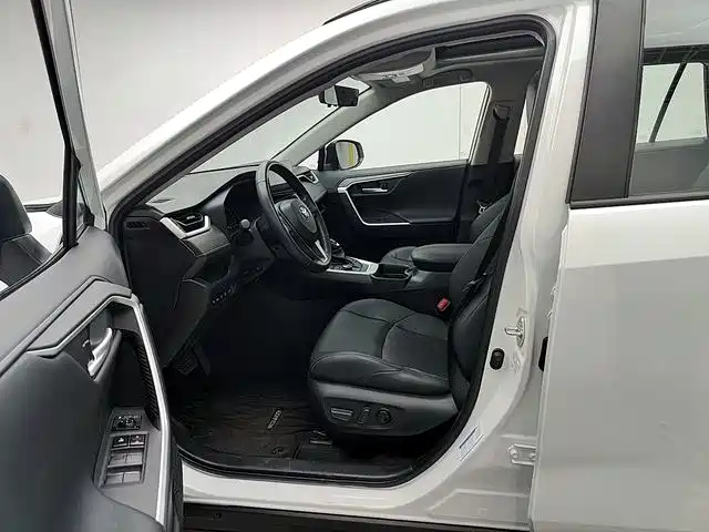 Wilanda 2023 Dual Engine 2.5L E-CVT Four-wheel Drive Premium Edition купить на сайте DeffCars