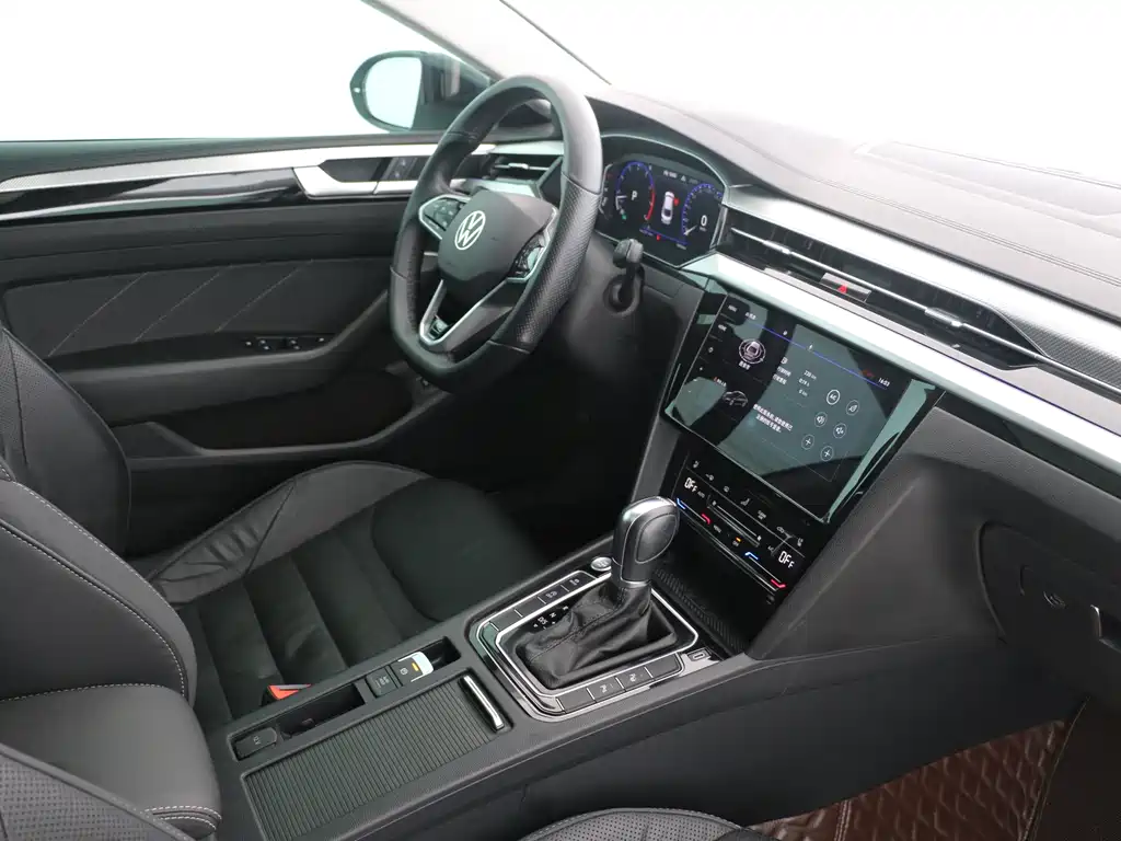 FAW-Volkswagen CC 2021 380TSI eye-catching version купить на сайте DeffCars