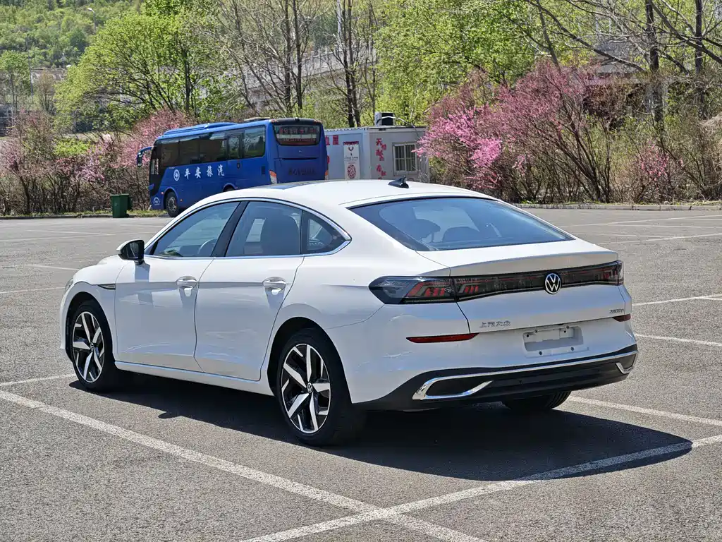 Lingdu 2022 Lingdu L 280TSI DSG Hot Edition купить на сайте DeffCars