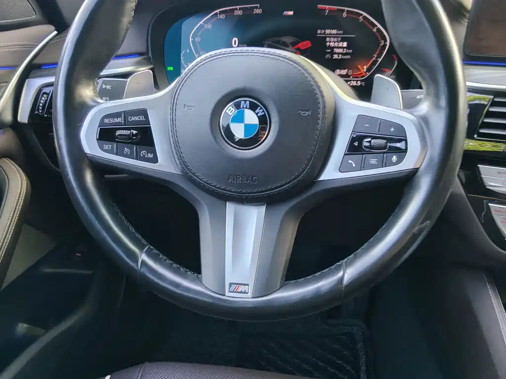 BMW 5 Series 2022 facelift 2 530Li leading M sports package купить на сайте DeffCars