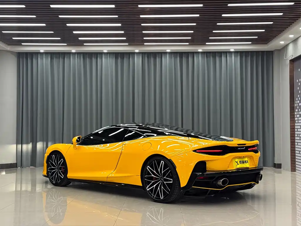 McLaren GT 2022 4.0T standard model купить на сайте DeffCars