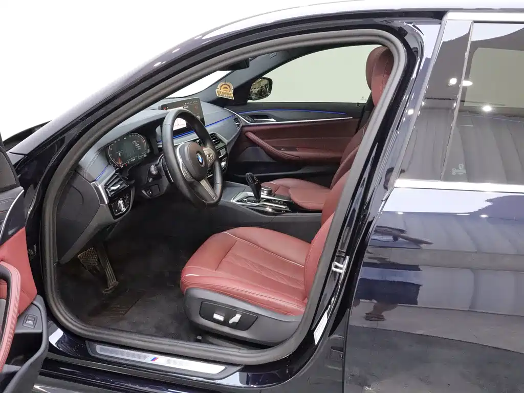 BMW 5 Series 2023 530Li Leading M Sport Kit купить на сайте DeffCars