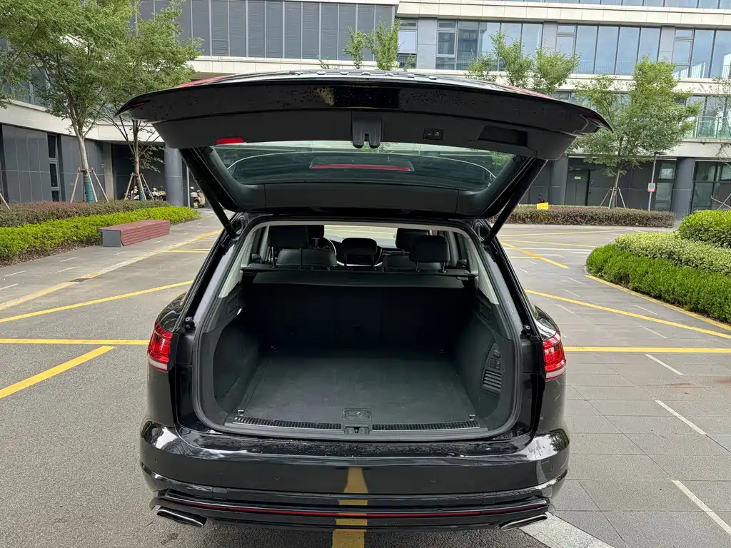 Touareg 2019 3.0TSI Ruifeng Edition National VI купить на сайте DeffCars