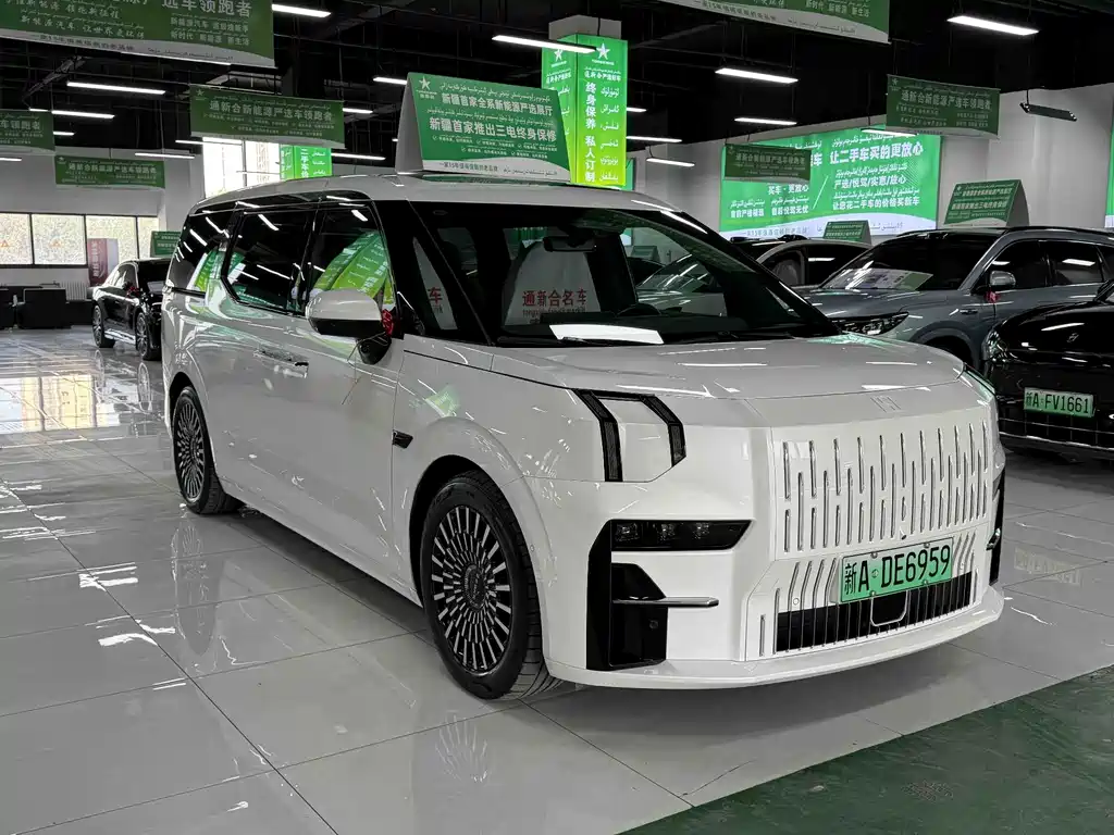 ZEEKR 009 2022 ME Edition купить на сайте DeffCars