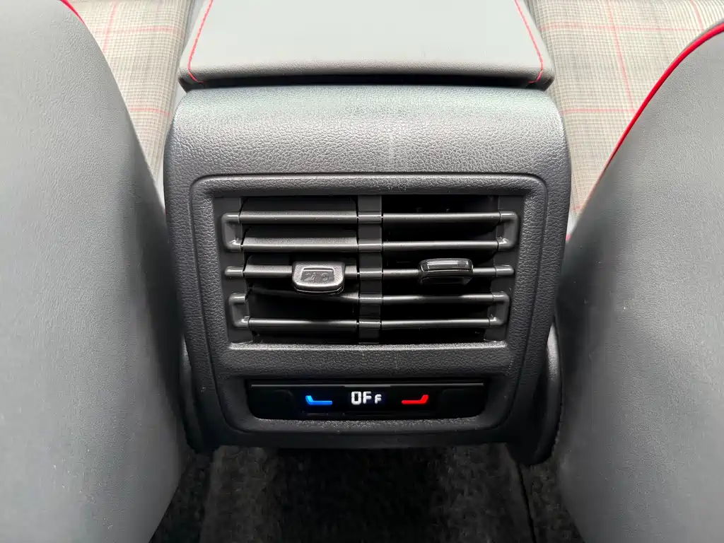Golf GTI 2023 380TSI DSG GTI купить на сайте DeffCars