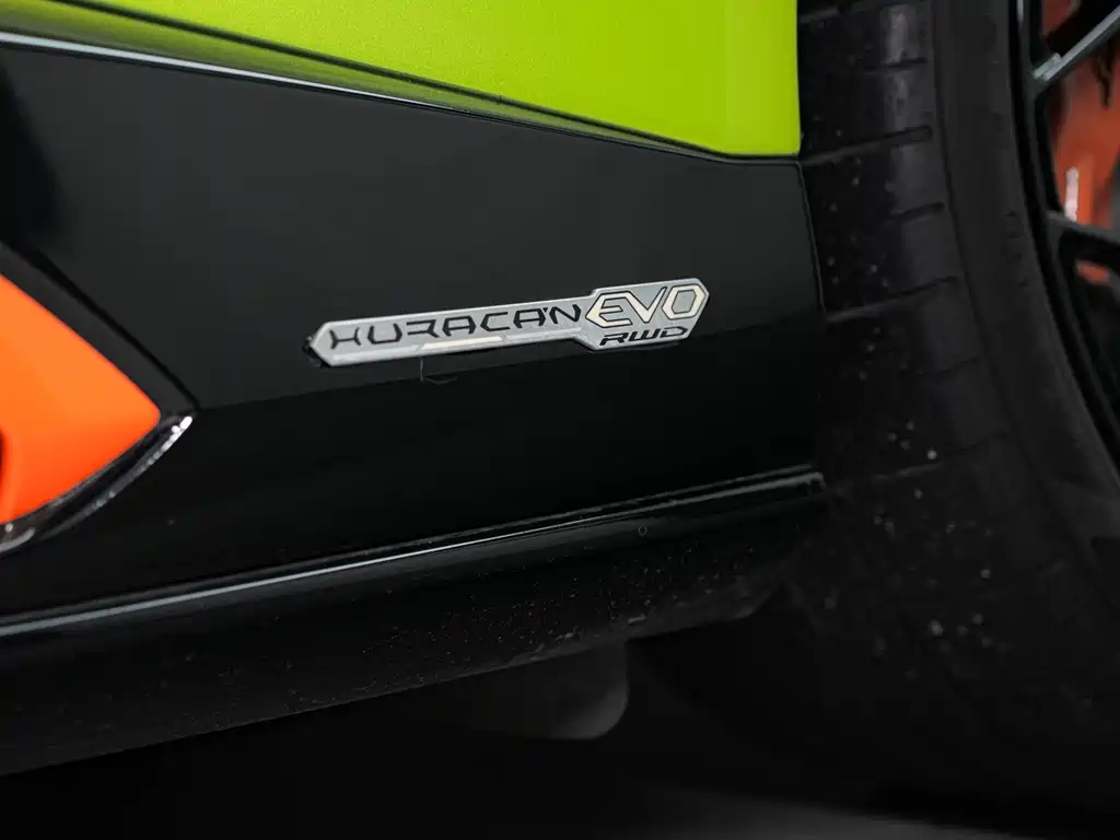 Huracán 2020 Huracán EVO RWD Spyder купить на сайте DeffCars