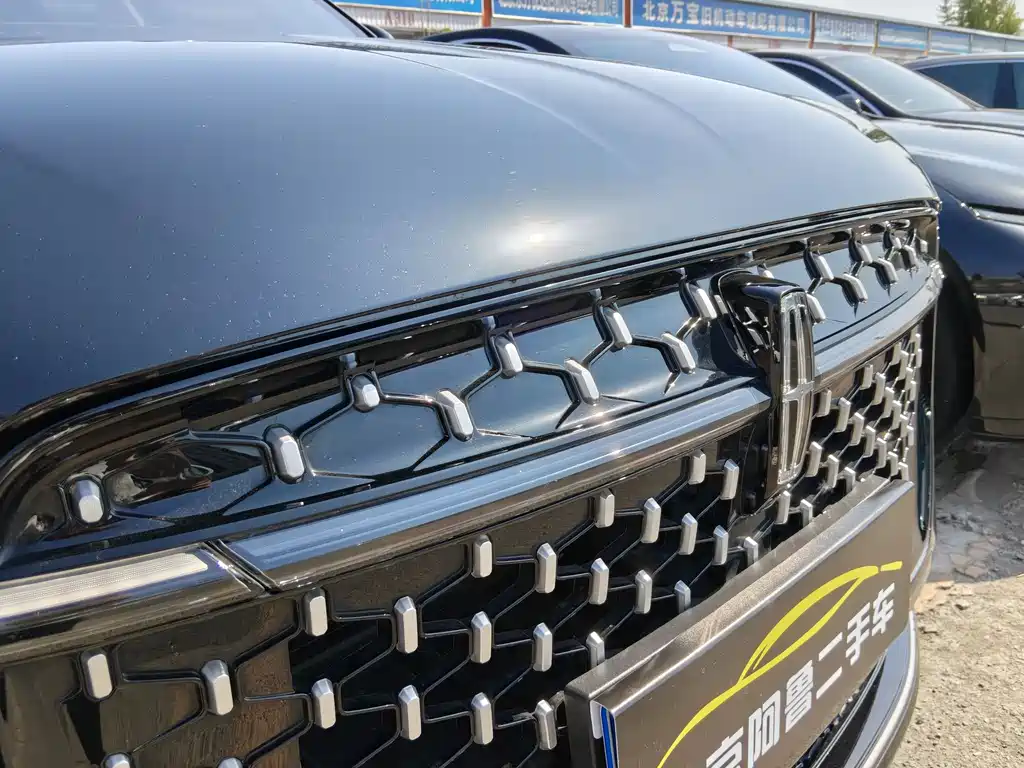 Voyager 2025 2.0T four-wheel drive Zunyi hybrid version купить на сайте DeffCars