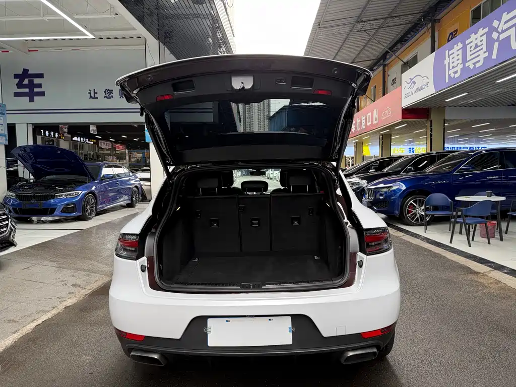Macan 2022 Macan 2.0T купить на сайте DeffCars