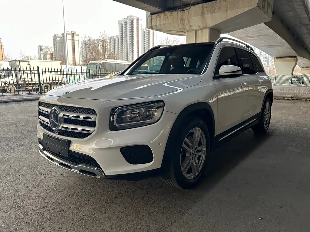Mercedes-Benz GLB 2022 facelift GLB 180 dynamic купить на сайте DeffCars
