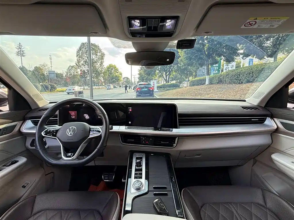 Lanxun 2023 380TSI four-wheel drive R-Line cruise version купить на сайте DeffCars