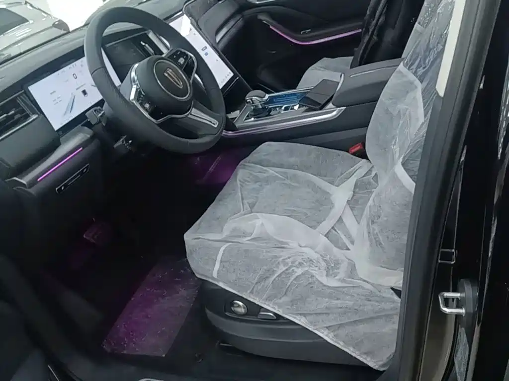 Red Flag Hongqi S7 PHEV 2025 2.0T 4WD 2 Million Commemorative Edition 6-seater купить на сайте DeffCars