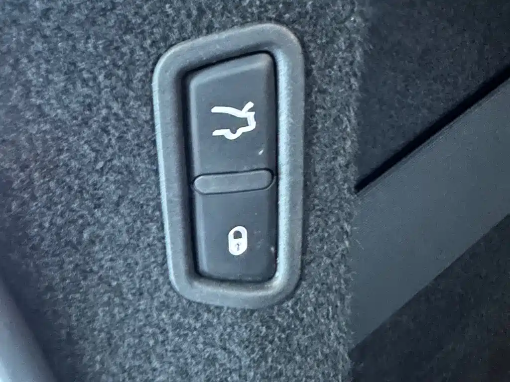 Levante 2016 3.0T standard model купить на сайте DeffCars
